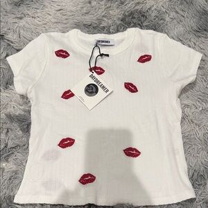 KISSES EMBROIDERED POINTELLE TEE